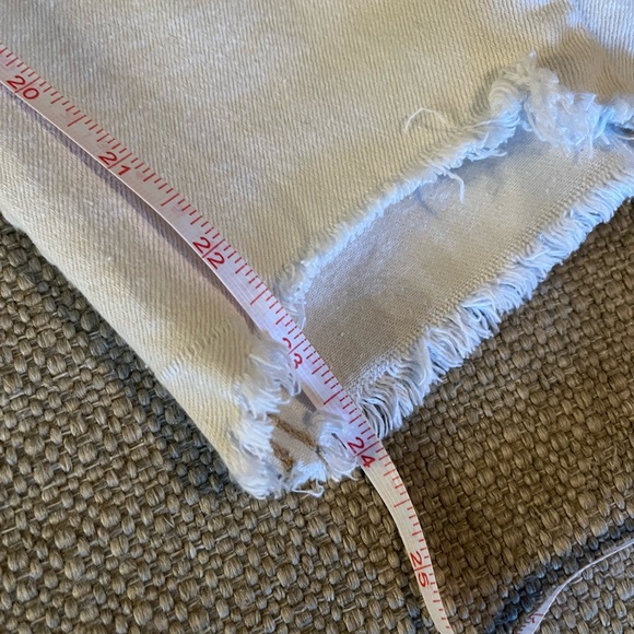 Free People White Cropped Skinny Jeans with Distressing - Picture 11 of 11